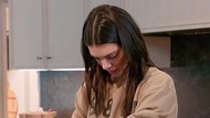 Viral Video Kendall Jenner Potong Mentimun