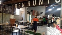 Pengelola Men Runtu, Dayu Wisakha mengatakan, pihaknya sengaja menghadirkan menu tersebut agar menjadi sebuah ciri khas sehingga membedakannya dari tempat lain.  