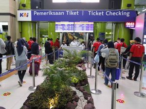 Syarat Terbaru Naik KA: Belum Vaksin Booster Wajib PCR