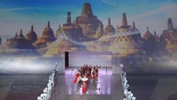 Tak hanya itu, masing-masing peserta defile juga akan mengenakan ikat kepala dari provinsi-provinsi di Indonesia. Mereka juga akan mengenakan sepatu merek lokal Fine Counsel milik Greysia Polii. ANTARA FOTO/Zabur Karuru  