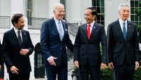 Jokowi hadir bersama pemimpin negara-negara ASEAN lainnya.  