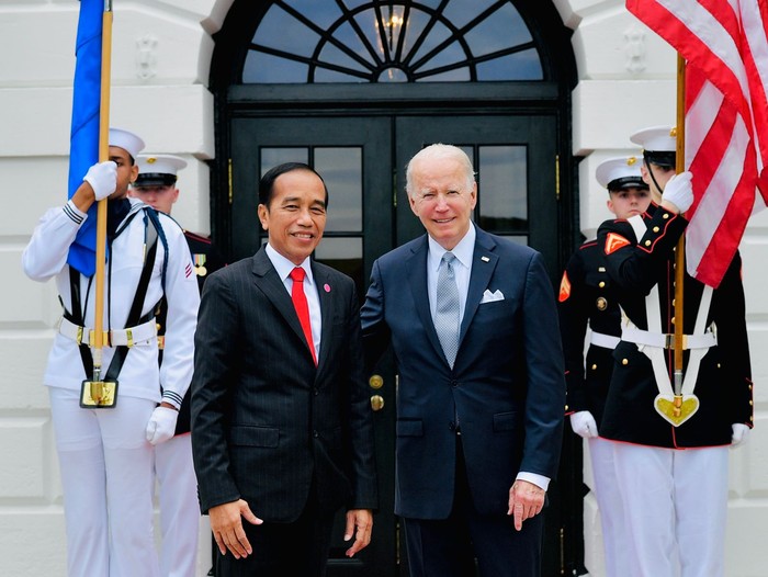 Presiden Joko Widodo (Jokowi) bertemu dengan Presiden Amerika Serikat (AS) Joe Biden dalam acara jamuan santap malam di Gedung Putih, Washington DC, Amerika Serikat, Kamis (12/5/2022) malam waktu setempat atau Jumat (13/5/2022) pagi waktu Indonesia.