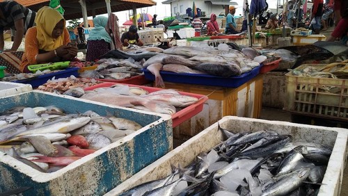 Suasana di Pasar Ikan Kedonganan