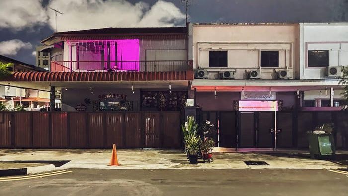 Potret Tempat Prostitusi Legal di Singapura yang Kini Kosong Melompong Potret Tempat Prostitusi Legal di Singapura yang Kini Kosong Melompong