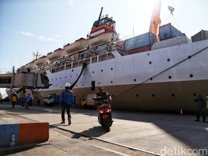Mantap! Ratusan Kapal Pelni dan ASDP Siap Angkut Pemudik Nataru