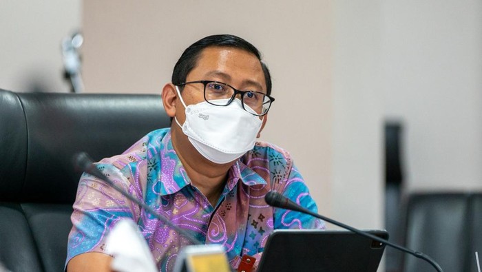 Tenaga Ahli Utama Kantor Staf Presiden RI Abraham Wirotomo