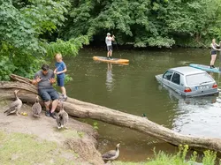 Jawara dan Finalis Kontes Foto Jalanan yang Bikin Kagum