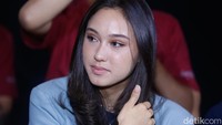 Seperti halnya Rizky Nazar dan Omar Daniel, Yasmin Napper dituntut untuk melakukan adegan berkelahi dalam film Satria Dewa: GatotKaca. (Foto: Noel/detikcom) 