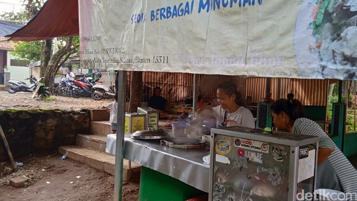 Bakso Wow Habiskan 20 Kg Daging Sehari, Bakso Sumsum di Sini Cuma Rp 20 Ribuan!