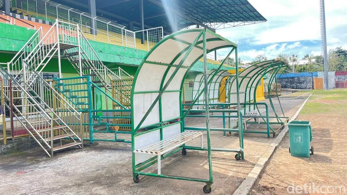 Bench Pemain di Stadion Gelora BJ Habibie, Parepare