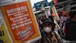 Buruh Mulai Berdatangan di GBK untuk Rayakan May Day Fiesta