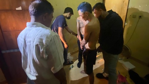 Terduga pelaku penyalahguna narkotika jenis sabu di Kota Mataram diamankan polisi, Jumat malam (13/5/2022).