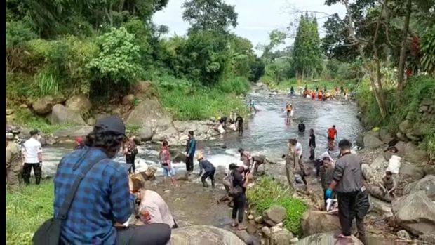 Giat Mungut Sampah Polres Bogor
