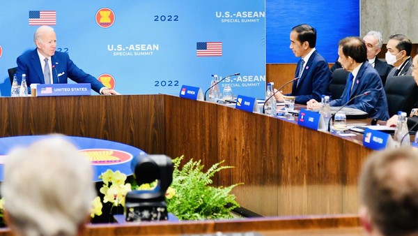 Momen Jokowi Minta Hentikan Perang di KTT Khusus ASEAN-AS