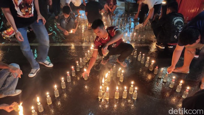 Kelompok Suporter PSM Makassar, LAJ merayakan HUT ke-12 tahun.