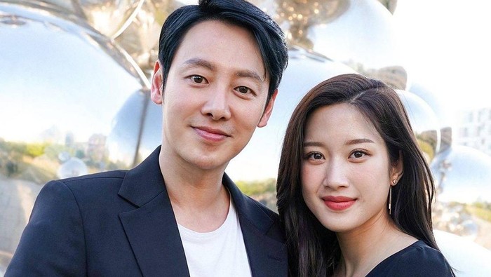 Kim Dong Wook dan Moon Ga Young