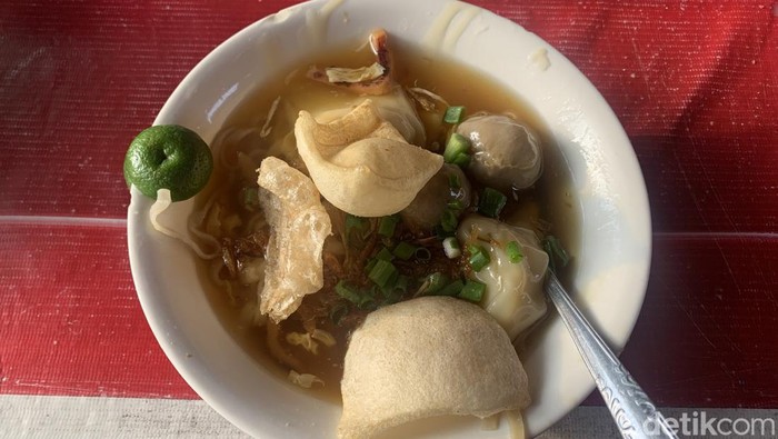 Lomie Lombok.