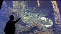Ribuan nyawa melayang dalam bencana ini. Titanic tenggelam dalam pelayaran pertamanya dari Southampton menuju kota New York. Selang 110 tahun berlalu, sisa-sisa peralatan di kapal Titanic masih ada hingga sekarang. Foto: Titanic Wiki/Site News