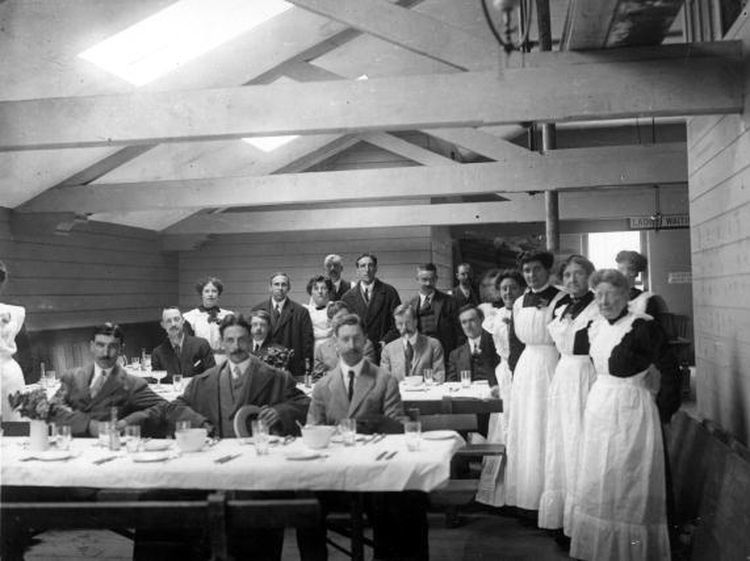 Intip Mewahnya Ruang Makan Kapal Titanic Sebelum Tenggelam