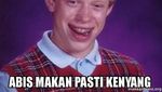 10 Meme Kekenyangan yang Bikin Langsung Mager