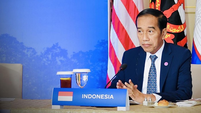 Presiden Jokowi menghadiri working lunch dengan Wakil Presiden AS Kamala Harris di Departemen Luar Negeri AS, pada Jumat (13/5). Jokowi menekankan pentingnya kemitraan ASEAN-AS.