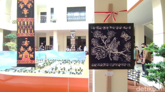 Pameran batik.