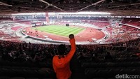 Aksi di GBK ini untuk merayakan May Day Fiesta.