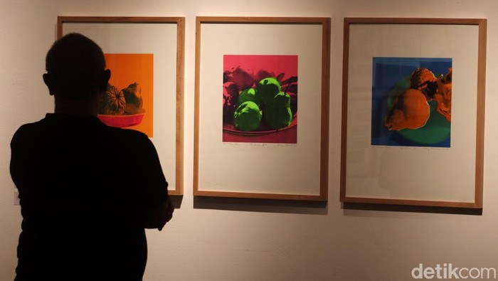 Pameran seni bertema 