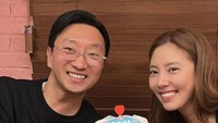 Usai resmi menjadi suami-istri, Son Dam Bi dan Lee Kyu Hyuk mengunggah foto di Instagram. Foto: (Dok. Instagram @xondambi)