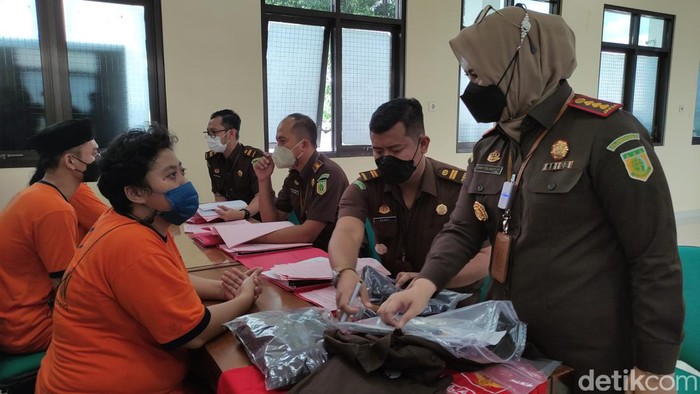 Tersangka jalani pemeriksaan tahap 2