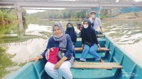 Menikmati gemericik air kali Oyo