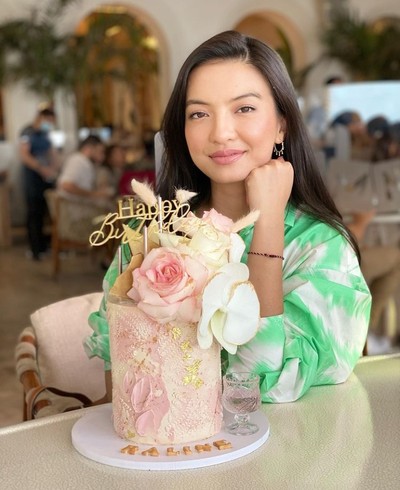 Galeri Raline Shah Kembali Berakting, Raline Shah Ternyata Foodies yang Doyan Kulineran di Luar Negeri