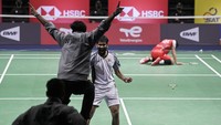Kemenangan Kidambi Srikanth atas Jonatan Christie memastikan India menang atas Indonesia dengan skor akhir 3-0 dan berhak menjadi juara pertama Piala Thomas 2022.
