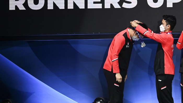 Jonatan Christie Kalah, India Juara Piala Thomas 2022 Jonatan Christie vs Kidambi Srikanth dipentaskan di partai ketiga final Piala Thomas 2022. Jonatan Christie kalah dua set yang membuat India menjadi juara Piala Thomas 2022.