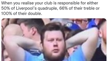 Meme untuk fans Chelsea yang kalah dari Liverpool. Liverpool menjadi trending topic Twitter dunia dengan 505 ribu tweet. Foto: (Twitter)