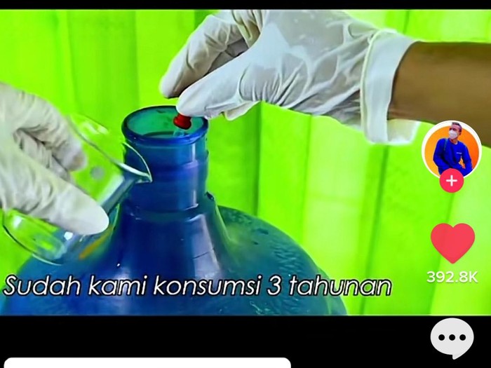 Minuman yang dilihat pakai mikroskop