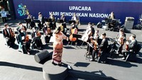 Tahun ini, Kemendikbudristek menominasikan empat elemen budaya Indonesia agar terdaftar sebagai Warisan Budaya Takbenda (WBTb) UNESCO, antara lain Tenun Indonesia, Reog, Jamu, dan Tempe.  