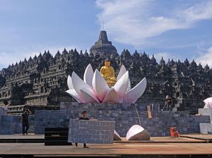 Naik ke Candi Borobudur Ditarif Rp 750 Ribu, Ini Alasan Luhut