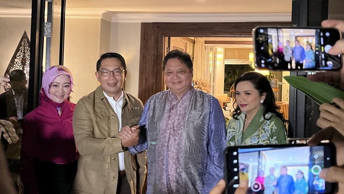 Ridwan Kamil kunjungi kediaman Airlangga Hartarto
