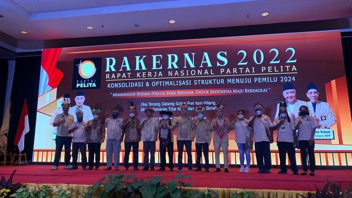 Acara Rakernas Partai Pelita di Jakarta yang dihadiri oleh Wagub DKI Jakarta hingga Gatot Nurmantyo