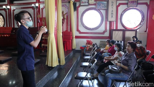 Aksi Muhammaf Rafly, fotografer Vihara Tanda Bhakti Bandung.