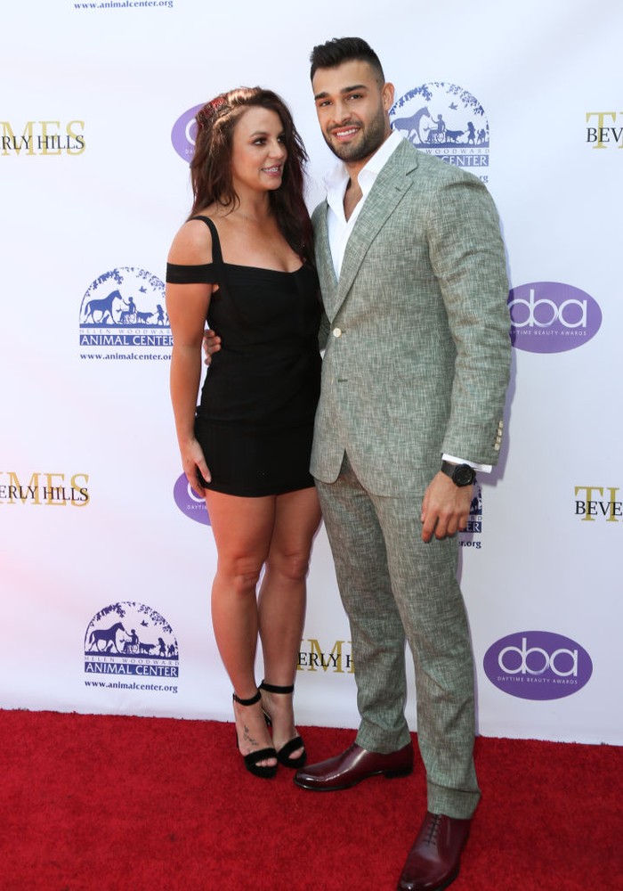 LOS ANGELES, CALIFORNIA - SEPTEMBER 20: Britney Spears (L) and Sam Asghari (R) attend the 2019 Daytime Beauty Awards at The Taglyan Complex on September 20, 2019 in Los Angeles, California. (Photo by Paul Archuleta/FilmMagic )