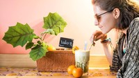 Cara menikmati buah ini, para pengunjung akan ditutup matanya. Di mana mereka akan diminta untuk merasakan jenis buah, rasa, hingga teksturnya. Foto: Instagram uba.co