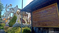 Berbeda dari perayaan Waisak tahun sebelumnya, di Vihara Buddha Guna, persiapan perayaan Trisuci Waisak 2566 bahkan sudah dilakukan dari sejak dua minggu lalu.