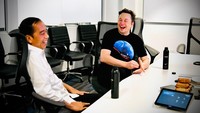 Pertemuan Jokowi dan Elon Musk berlangsung santai, bahkan disertai canda tawa. 