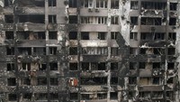 Ukraina menyatakan lebih dari 90 persen infrastruktur di Mariupol hancur, 40 persen di antaranya tak bisa diperbaiki. REUTERS/Pavel Klimov