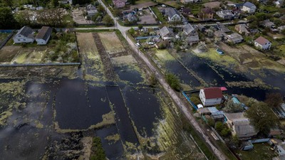 Penampakan Banjir di Ukraina, Berhasil Halau Pasukan Rusia Masuk Kiev
