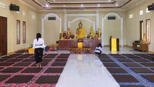 Perayaan Waisak di Desa Mareje, Senin (16/5/2022).