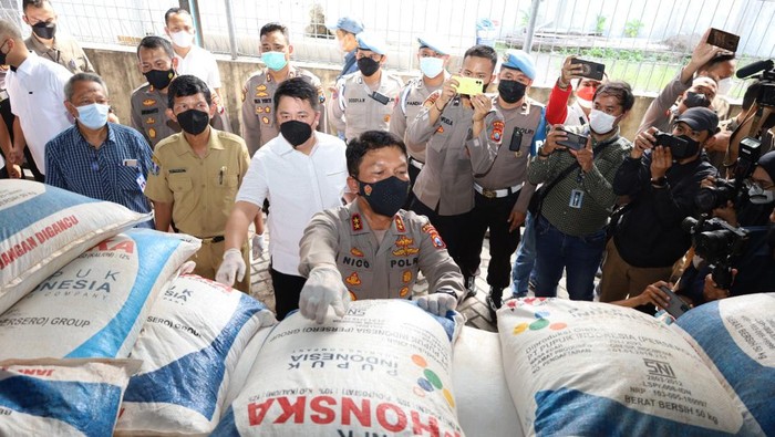 Polda Jatim Bongkar Penyalahgunaan Pupuk Subsidi di 9 Kabupaten