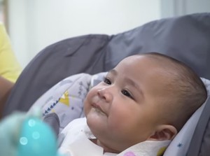 Menu MPASI Rayyanza hingga Momen Ngakak Istri Beli Pohon Pisang